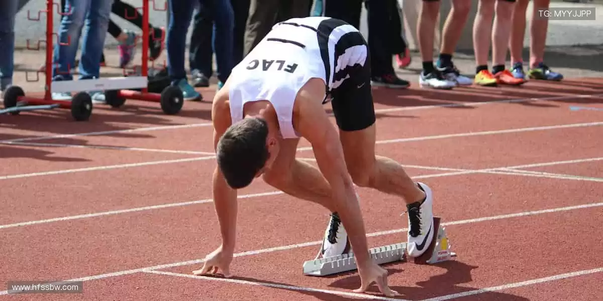 🎮 潮流装备，释放你的运动 DNA！👟